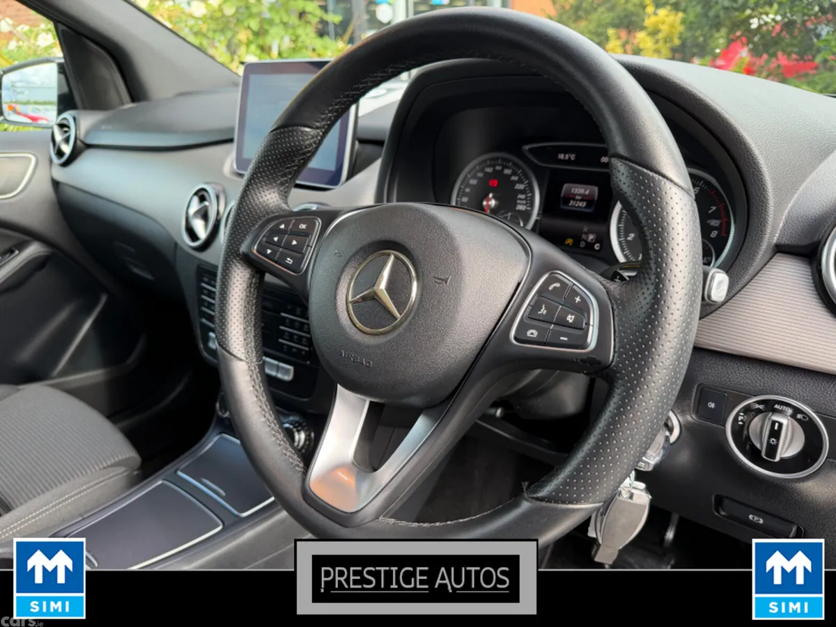 Mercedes-Benz B-Class Hatchback, Petrol, 2016, Black