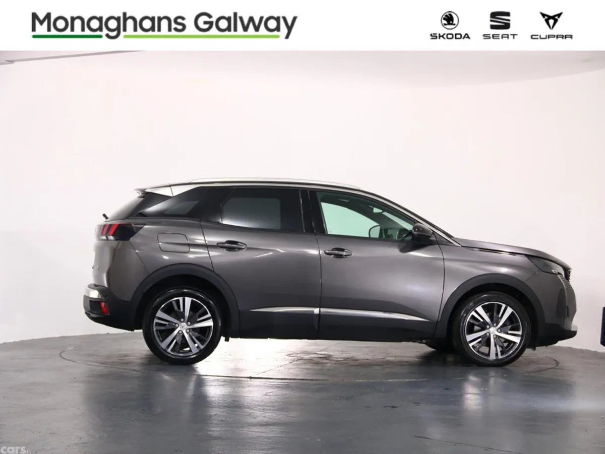 Peugeot 3008 MPV, Diesel, 2023, Grey
