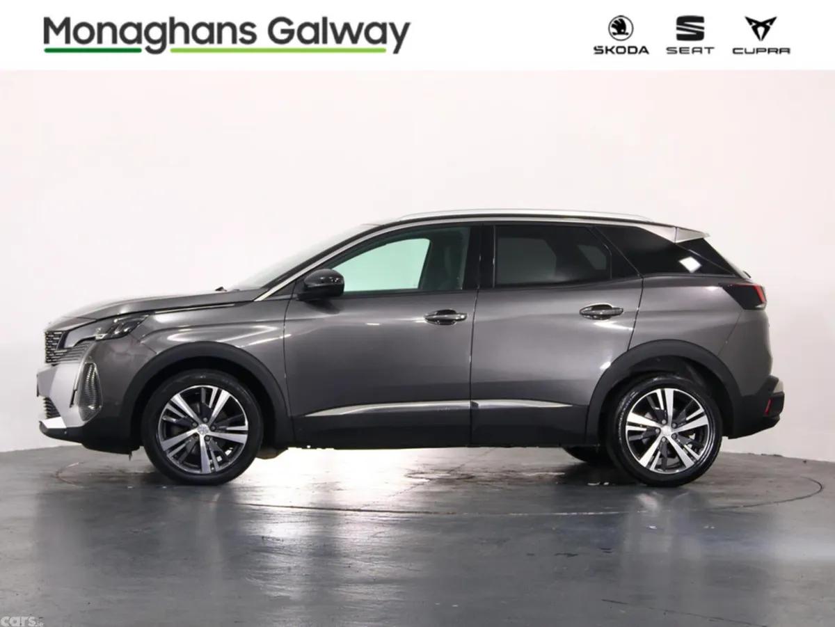 Peugeot 3008 MPV, Diesel, 2023, Grey