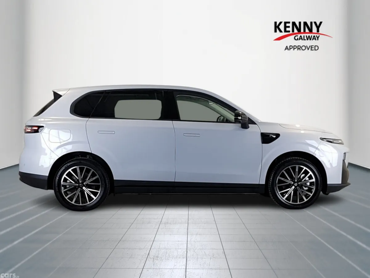 Leapmotor B10 SUV, Electric, 2026, Silver