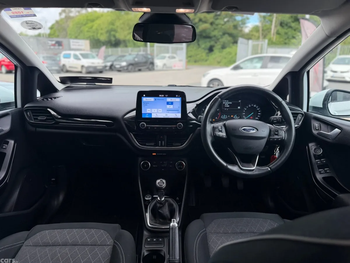 Ford Fiesta Hatchback, Petrol, 2020, White