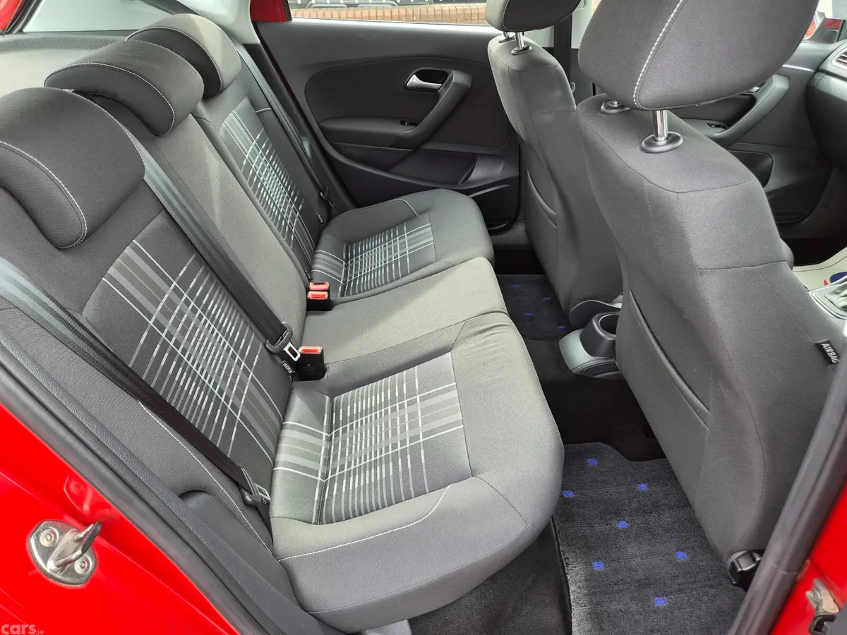 Volkswagen Polo Hatchback, Petrol, 2015, Red