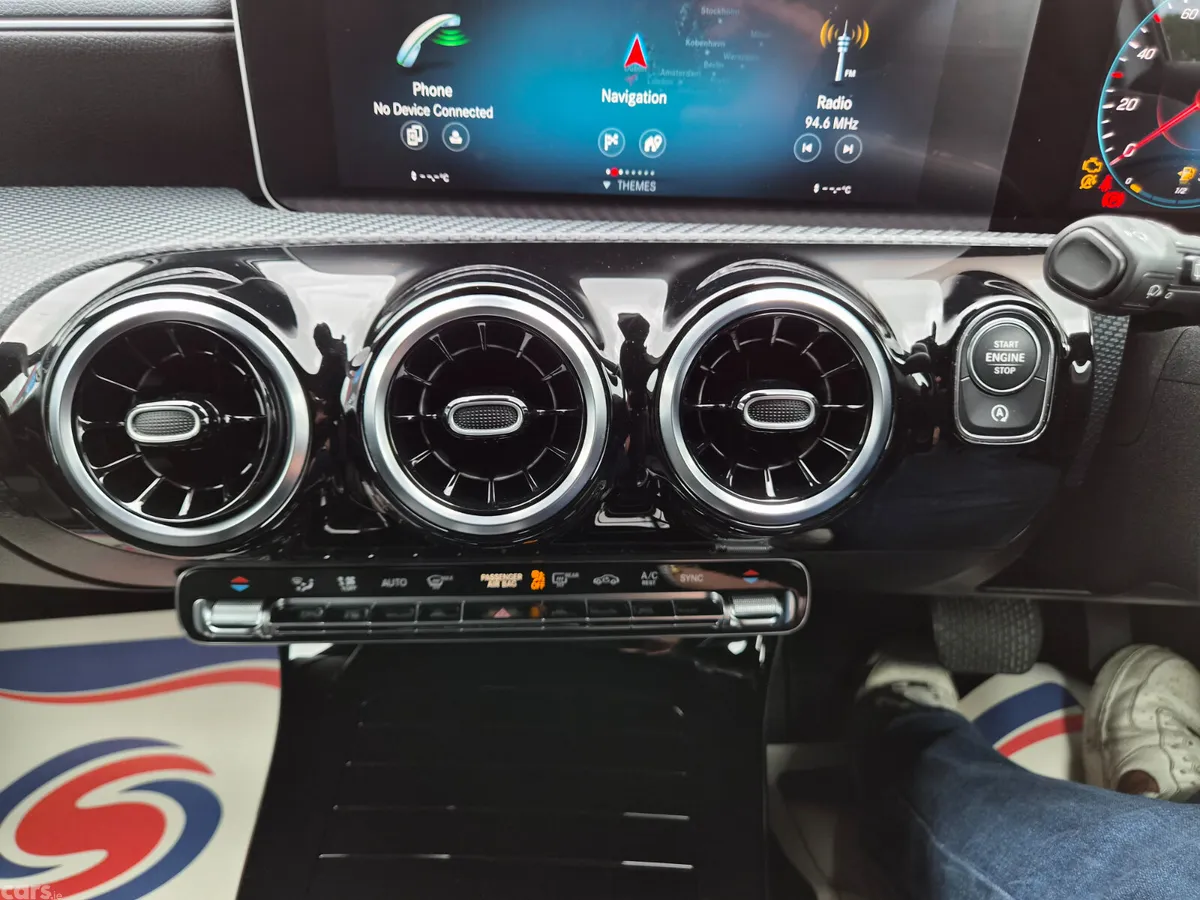 Mercedes-Benz A-Class Hatchback, Petrol, 2019, White