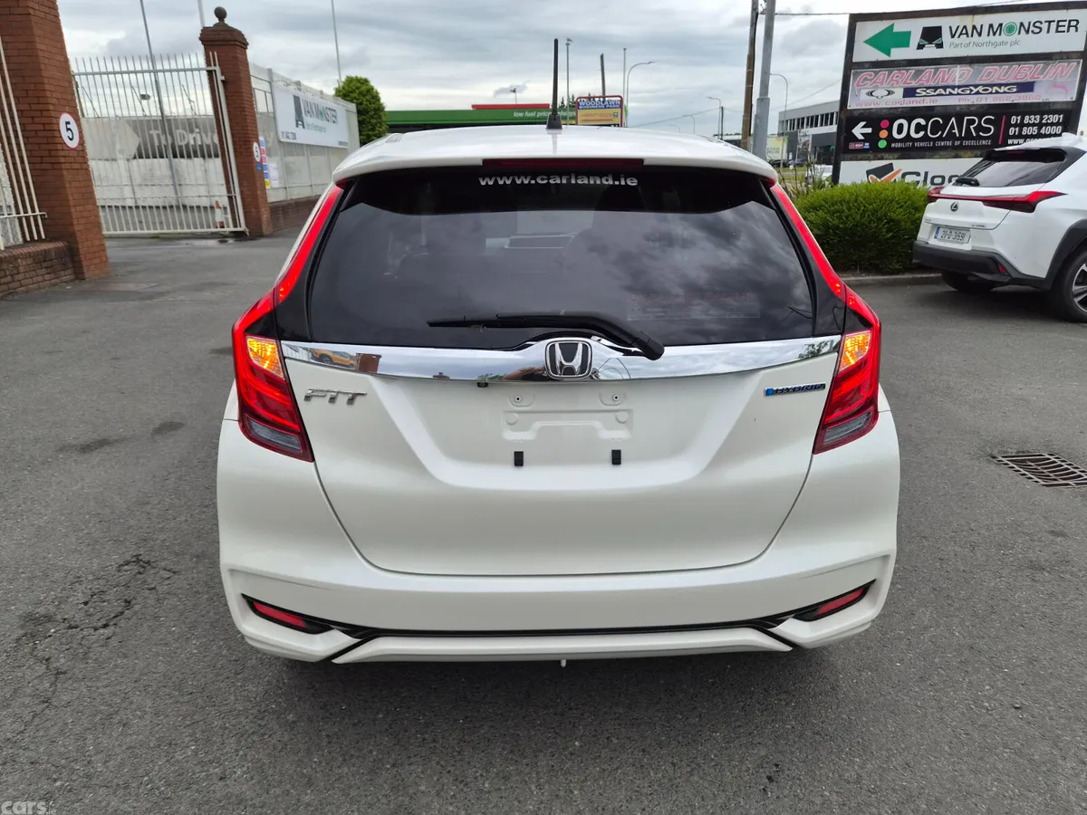 Honda Fit Hatchback, Petrol Hybrid, 2017, White