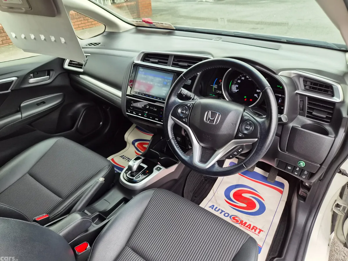 Honda Fit Hatchback, Petrol Hybrid, 2017, White