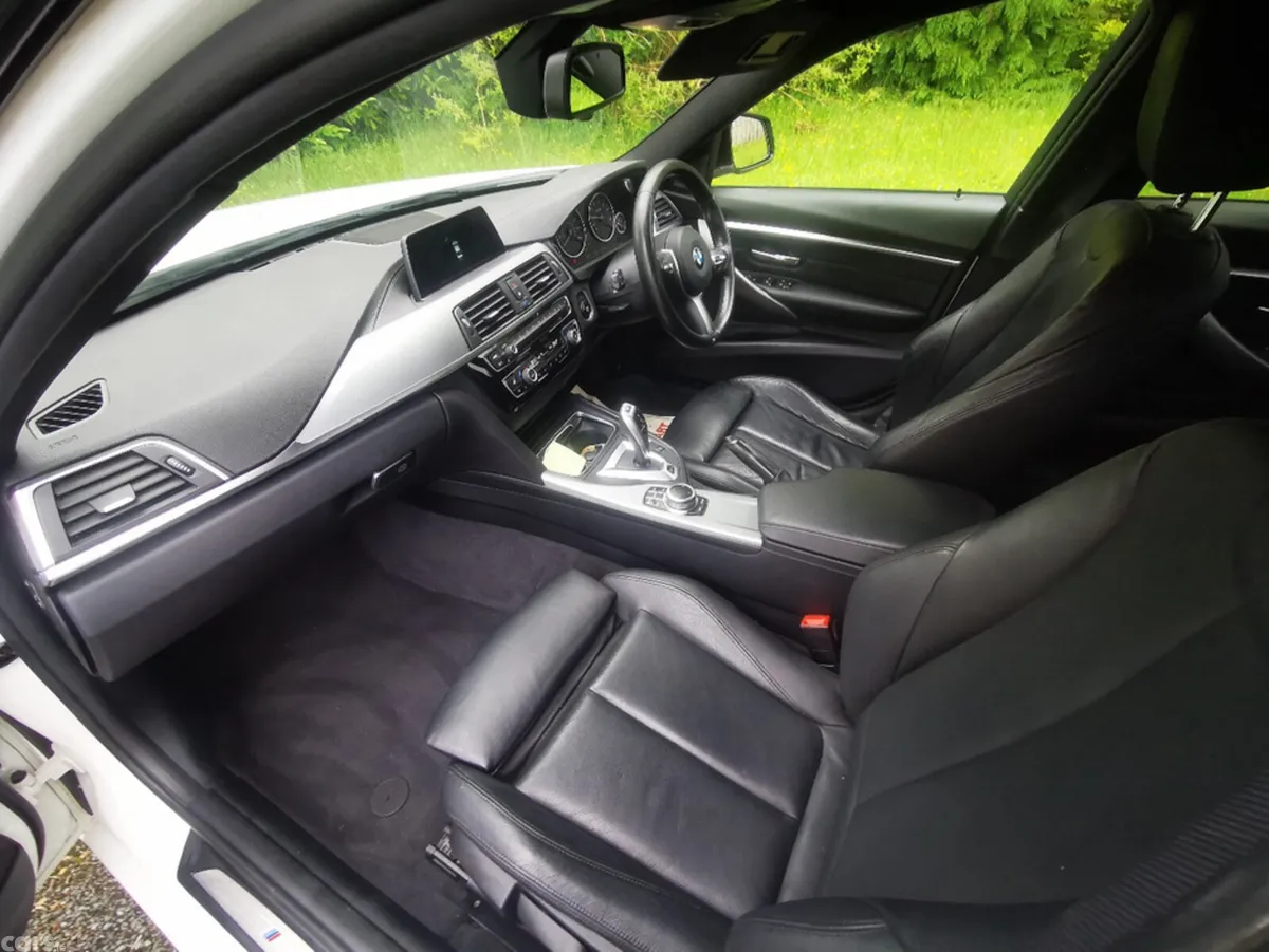 BMW 3-Series Saloon, Petrol Hybrid, 2018, White