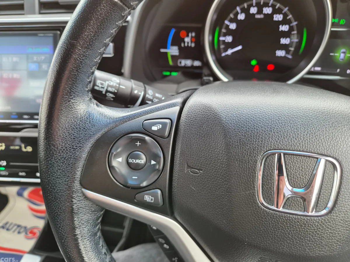 Honda Fit Hatchback, Petrol Hybrid, 2017, White