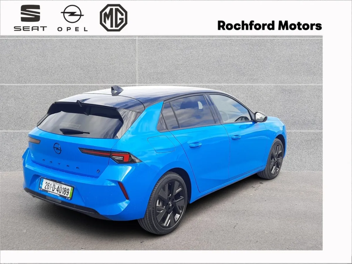Opel Astra Hatchback, Electric, 2026, Blue