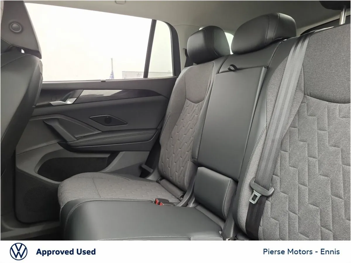 Volkswagen Tayron Estate, Diesel, 2026, Grey