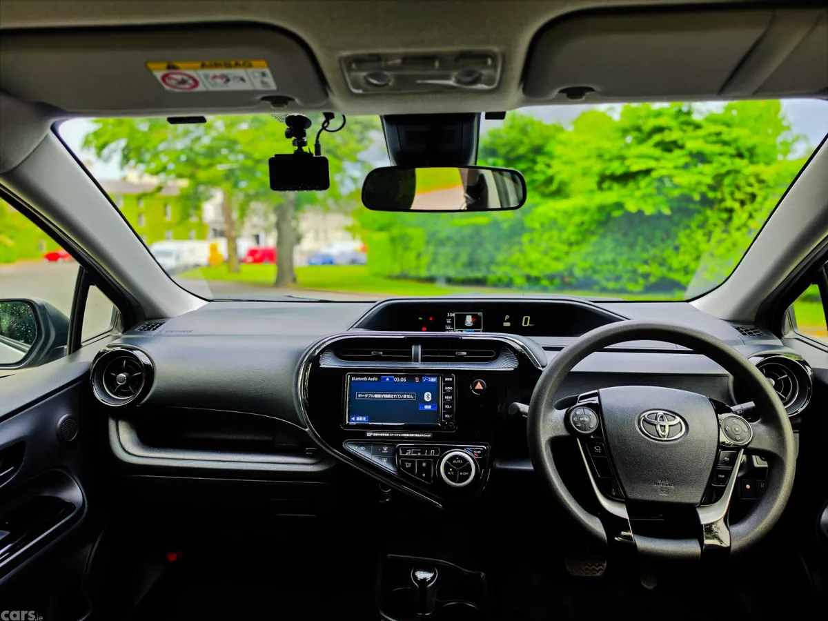Toyota Aqua Hatchback, Petrol Hybrid, 2020, Silver