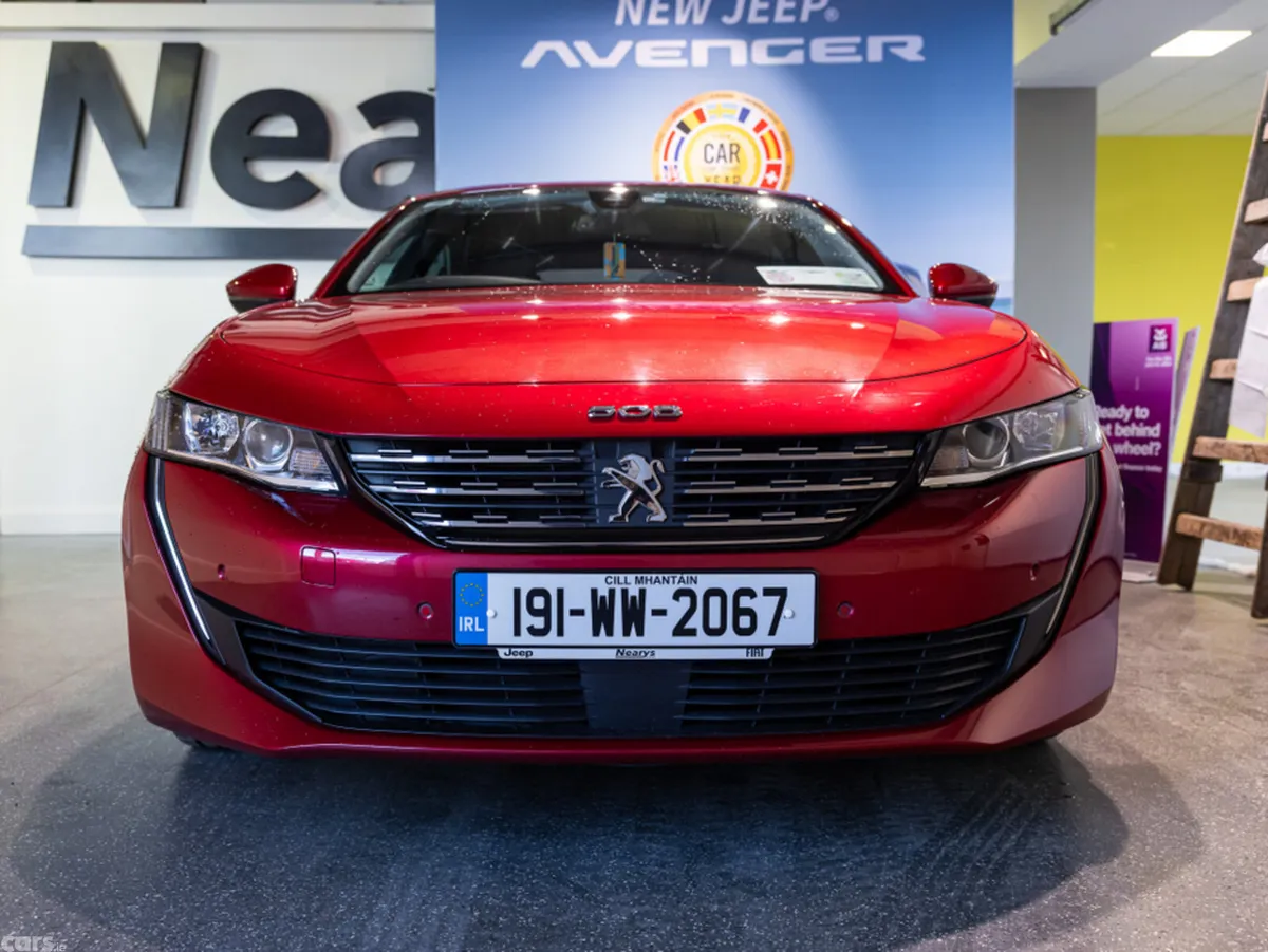 Peugeot 508 Hatchback, Petrol, 2019, Red
