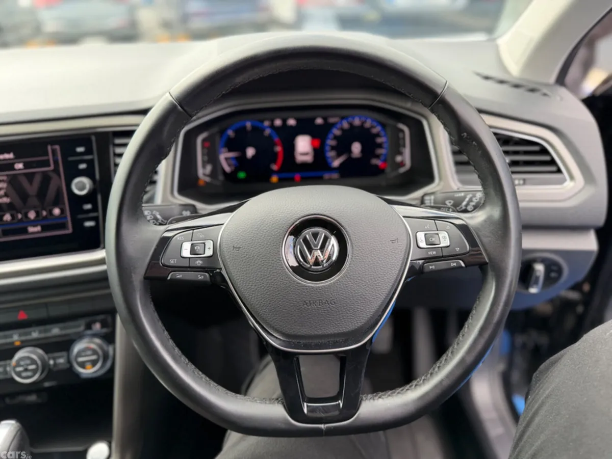Volkswagen T-Roc SUV, Diesel, 2021, Black