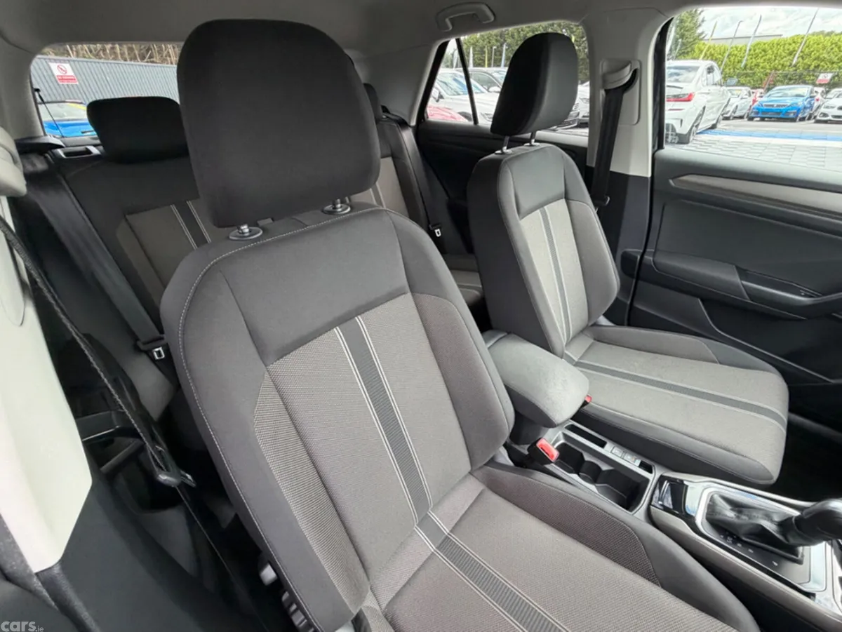 Volkswagen T-Roc SUV, Diesel, 2021, Black