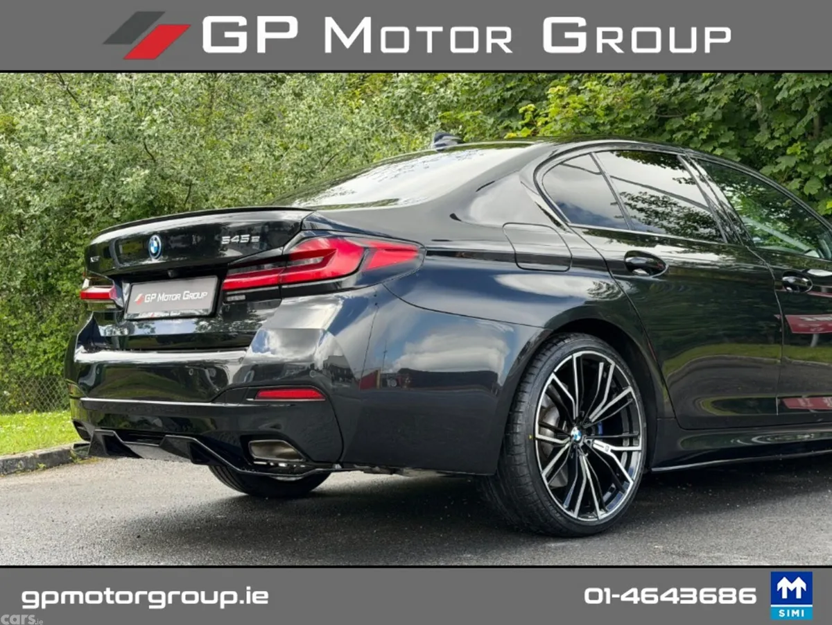 BMW 5-Series Saloon, Petrol Plug-in Hybrid, 2023, Black