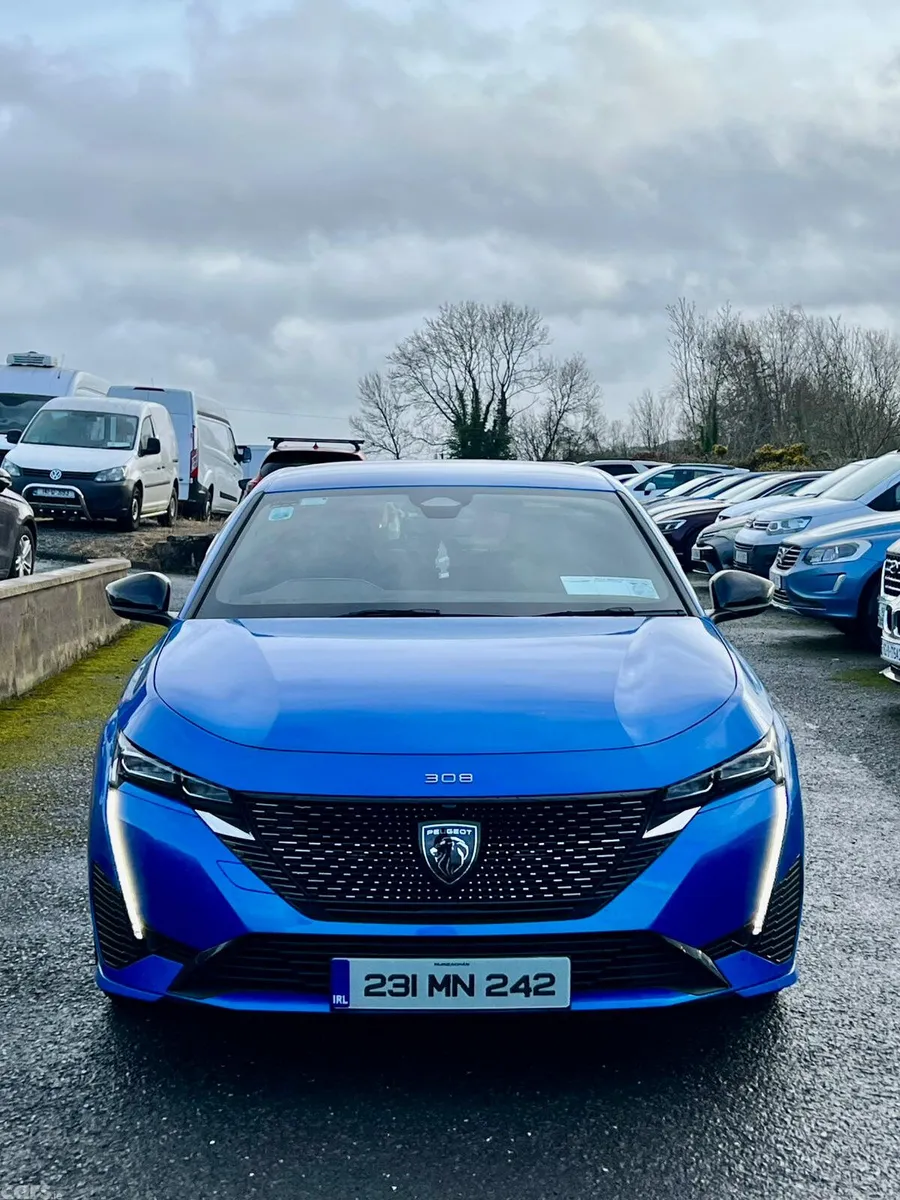 Peugeot 308 Hatchback, Diesel, 2023, Blue