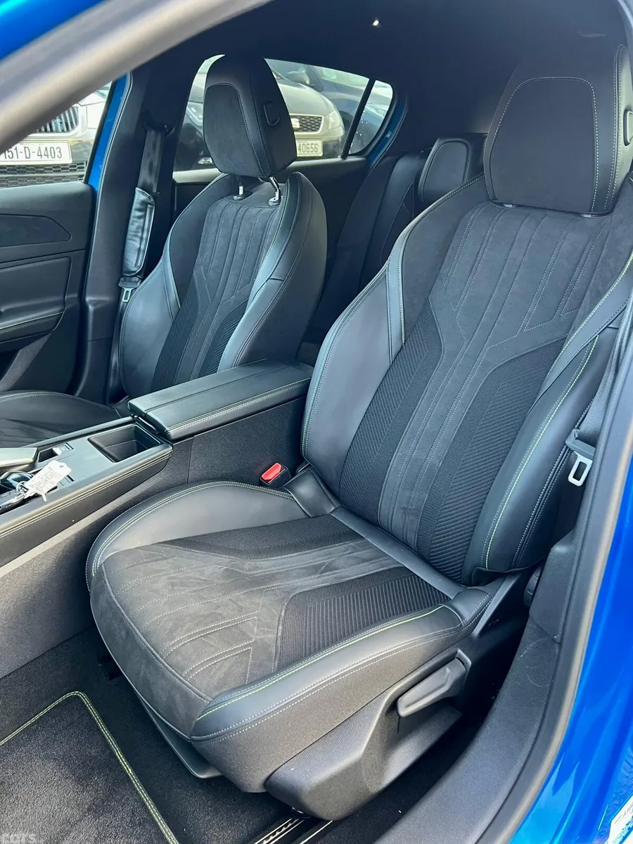 Peugeot 308 Hatchback, Diesel, 2023, Blue