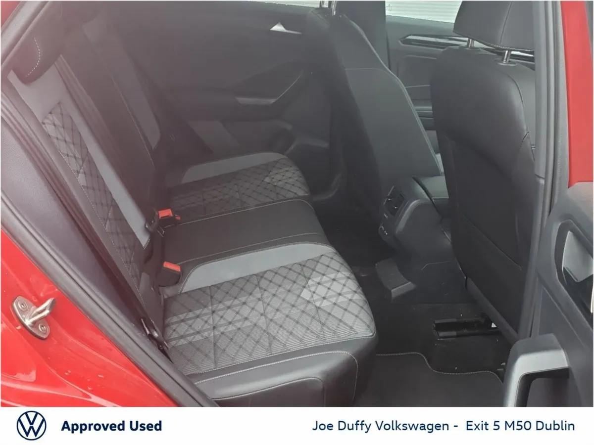 Volkswagen T-Roc SUV, Diesel, 2023, Red
