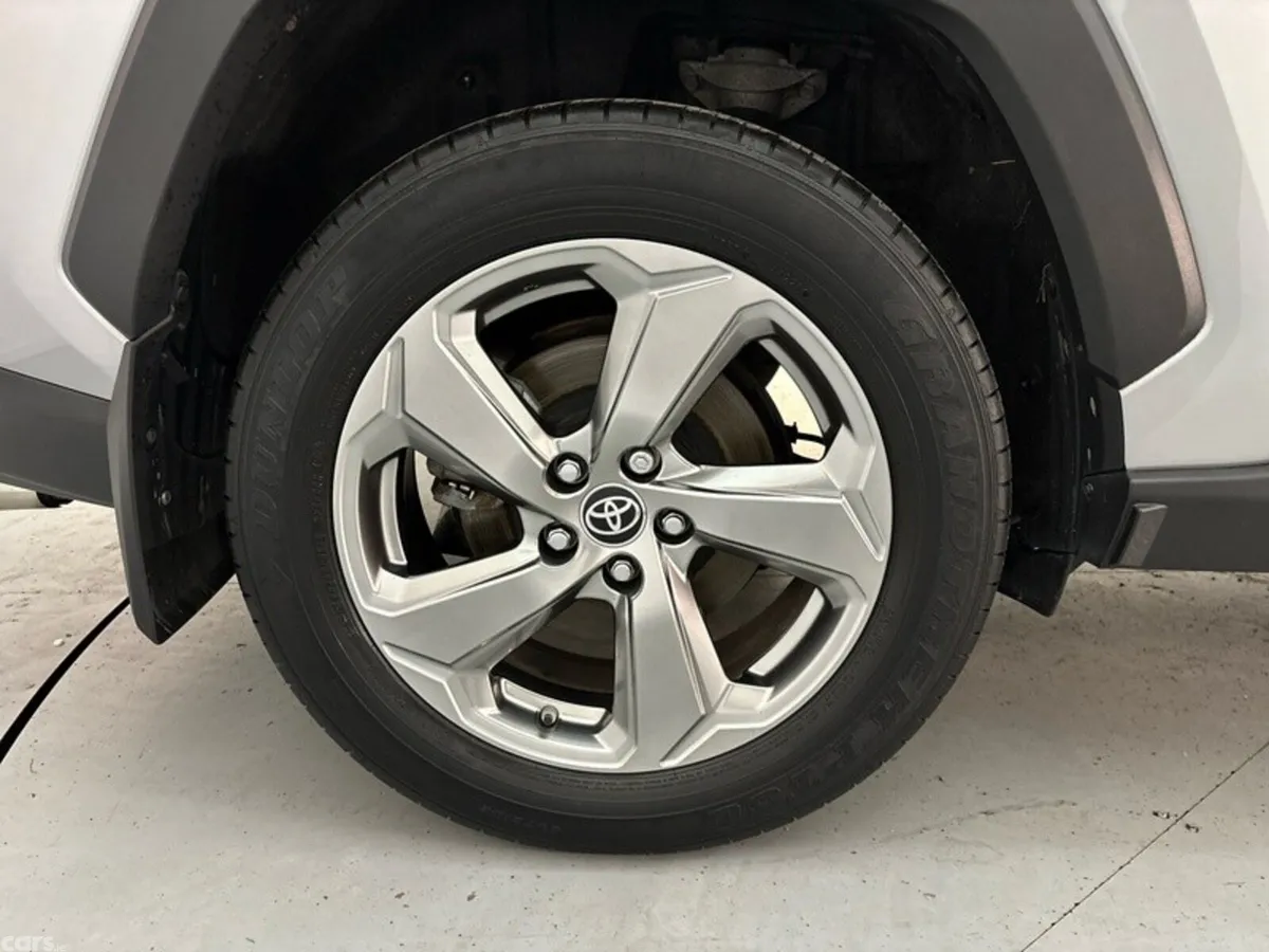 Toyota RAV4 SUV, Petrol Hybrid, 2022, Grey