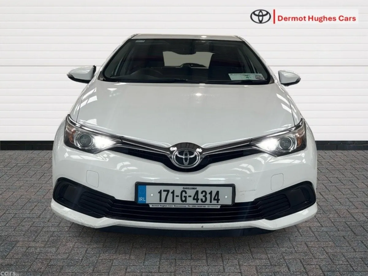 Toyota Auris Van, Diesel, 2017, White