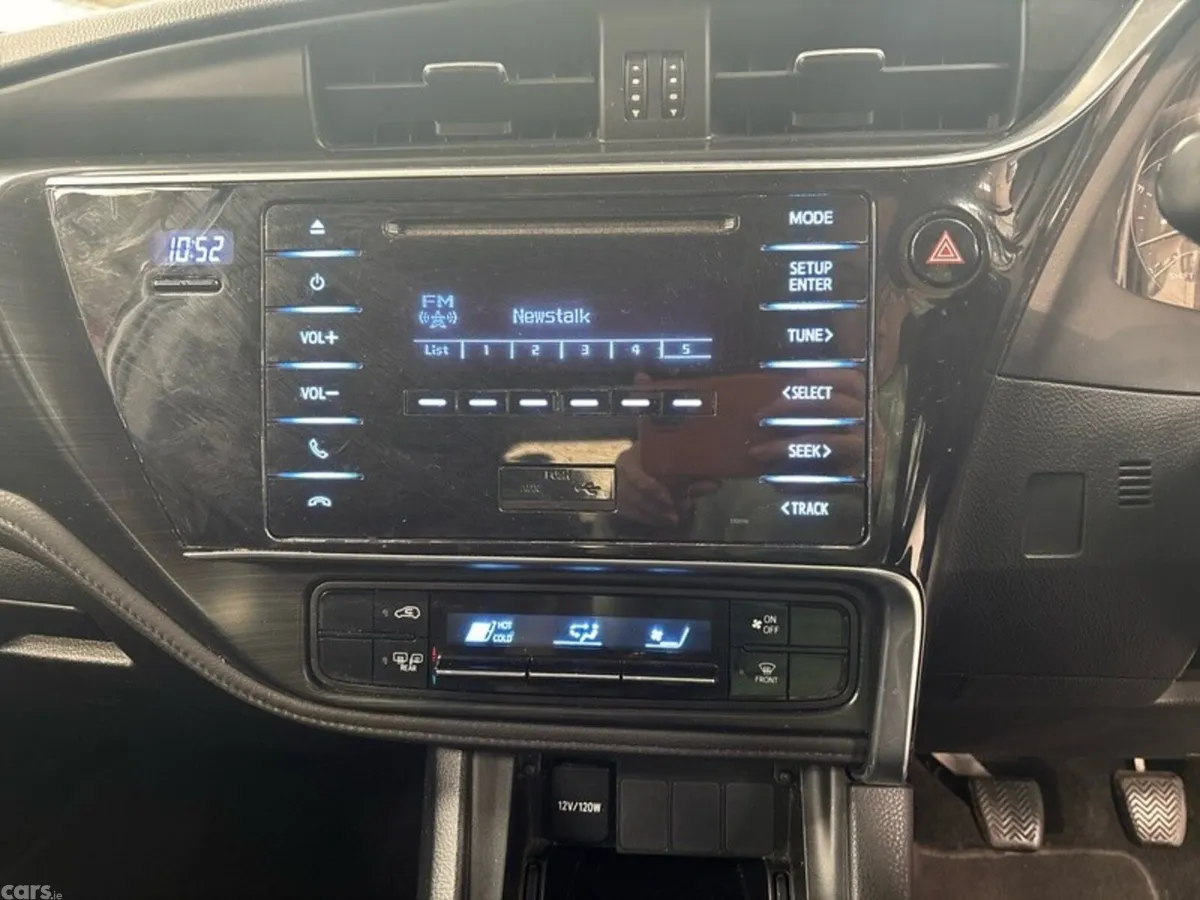 Toyota Auris Van, Diesel, 2017, White
