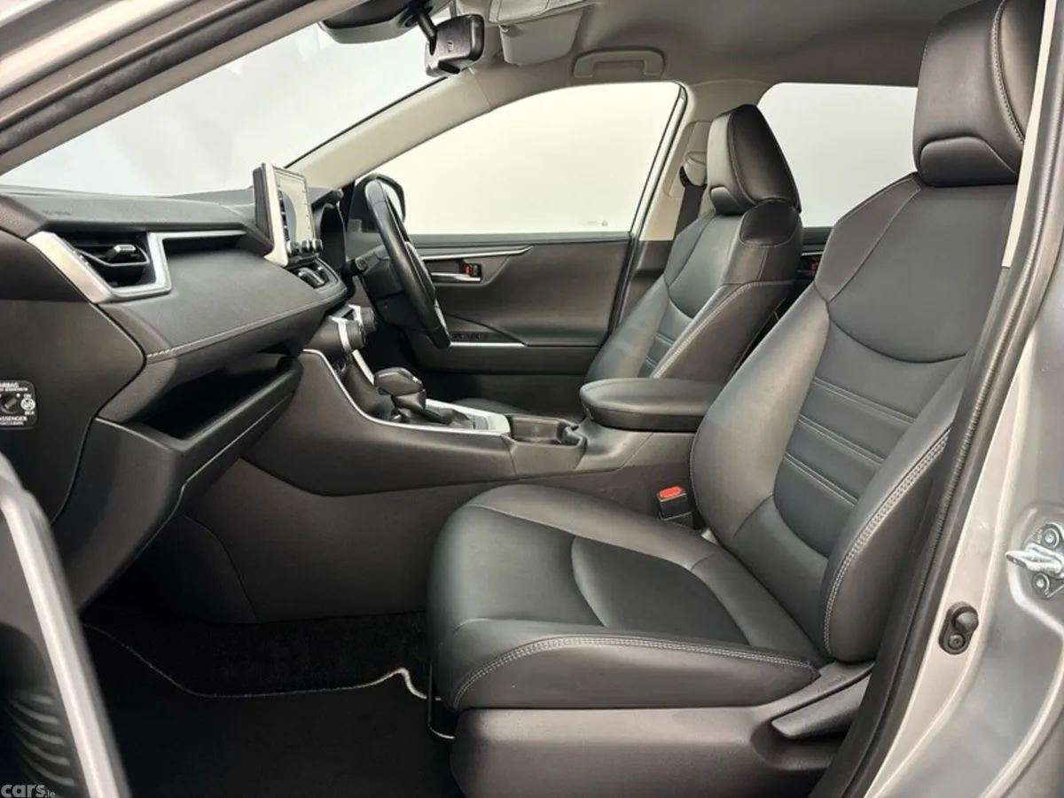 Toyota RAV4 SUV, Petrol Hybrid, 2022, Grey