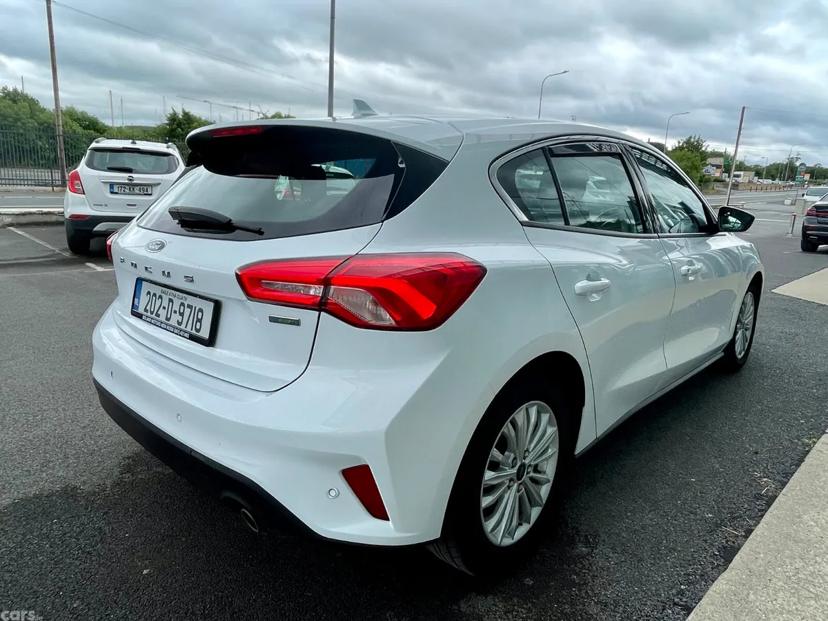 Ford Focus Hatchback, Petrol, 2020, White