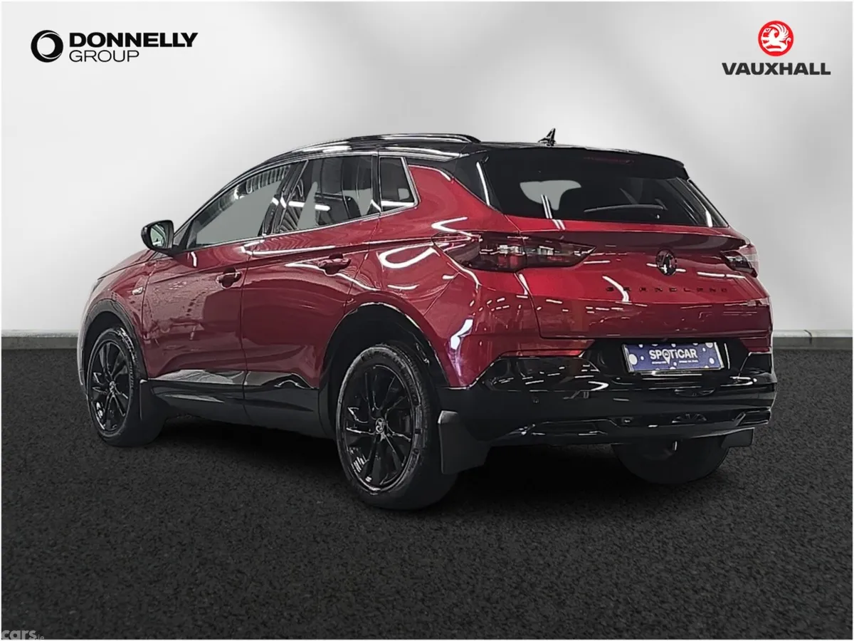 Vauxhall Grandland Hatchback, Diesel, 2022, Red