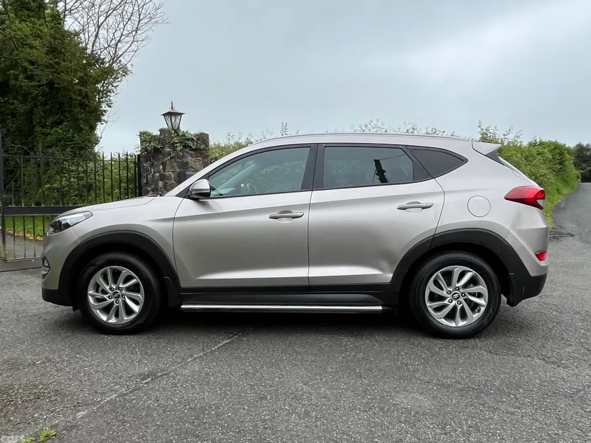 Hyundai Tucson SUV, Diesel, 2016, White