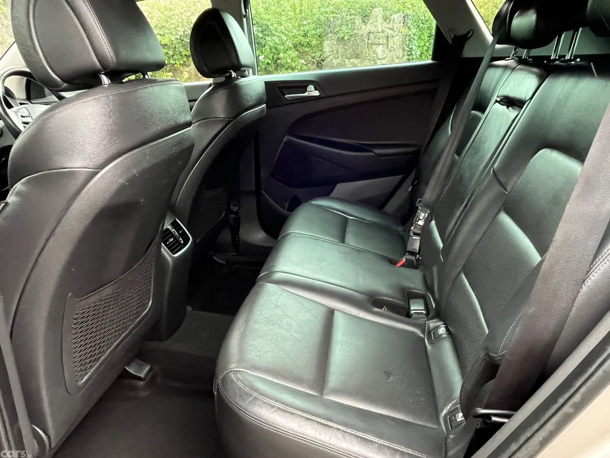 Hyundai Tucson SUV, Diesel, 2016, White