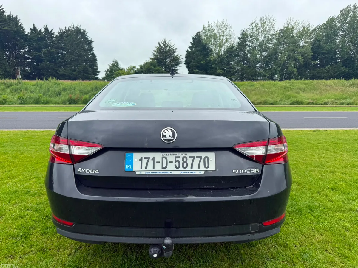 Skoda Superb Hatchback, Diesel, 2017, Black