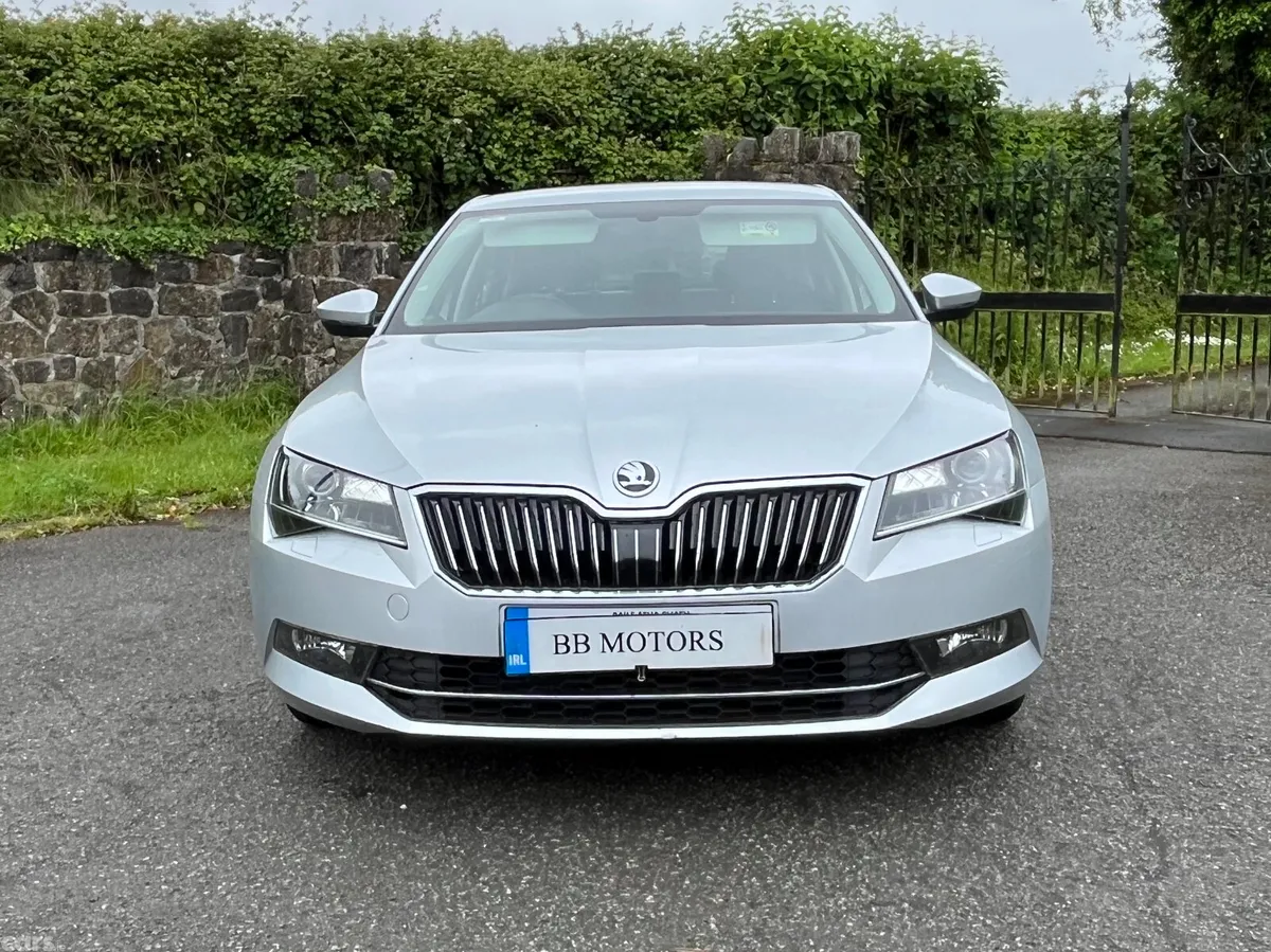 Skoda Superb Saloon, Diesel, 2018, Grey