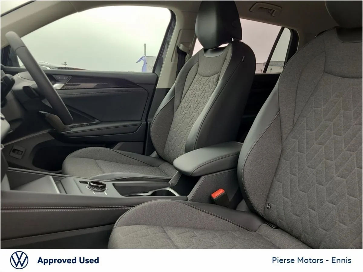 Volkswagen Tayron Estate, Diesel, 2026, Grey