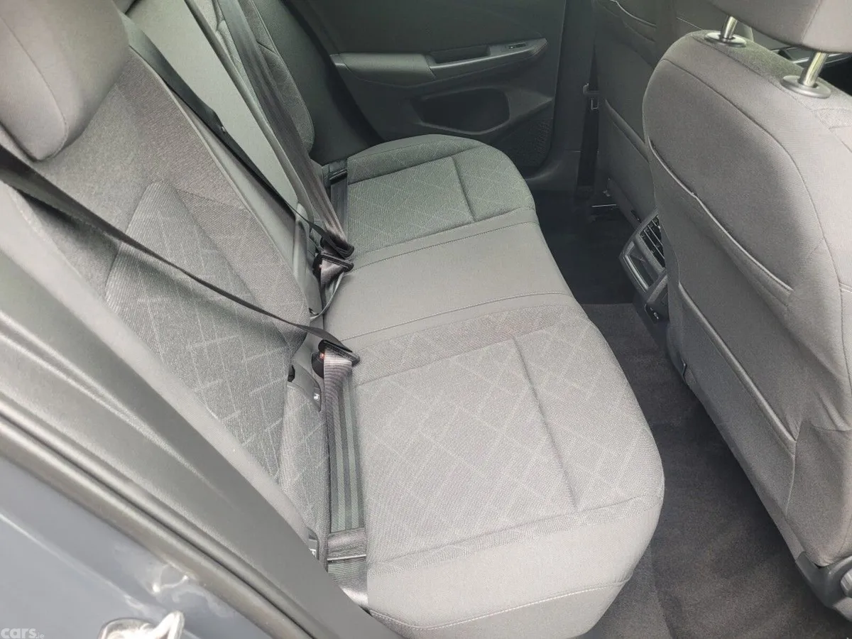 Volkswagen Golf Hatchback, Diesel, 2022, Grey