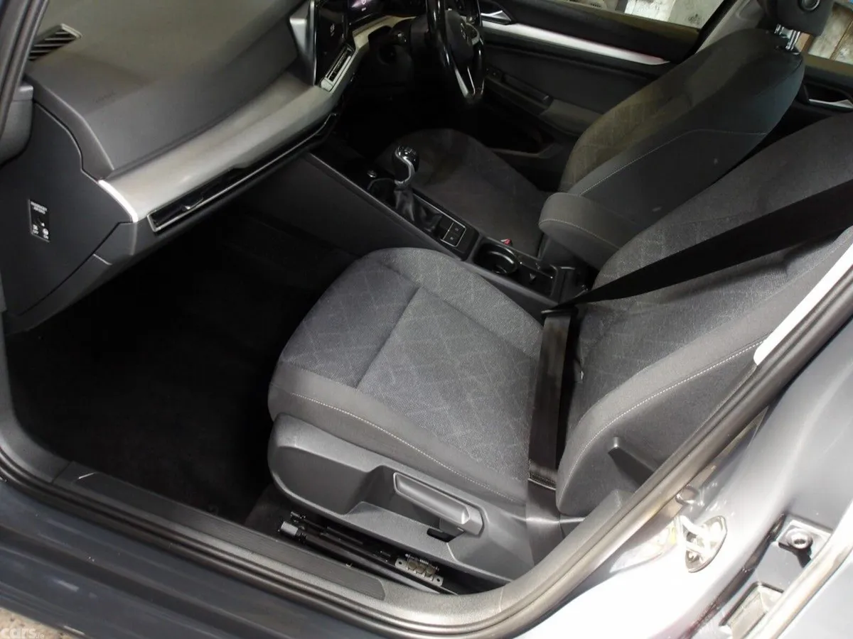 Volkswagen Golf Hatchback, Diesel, 2022, Grey