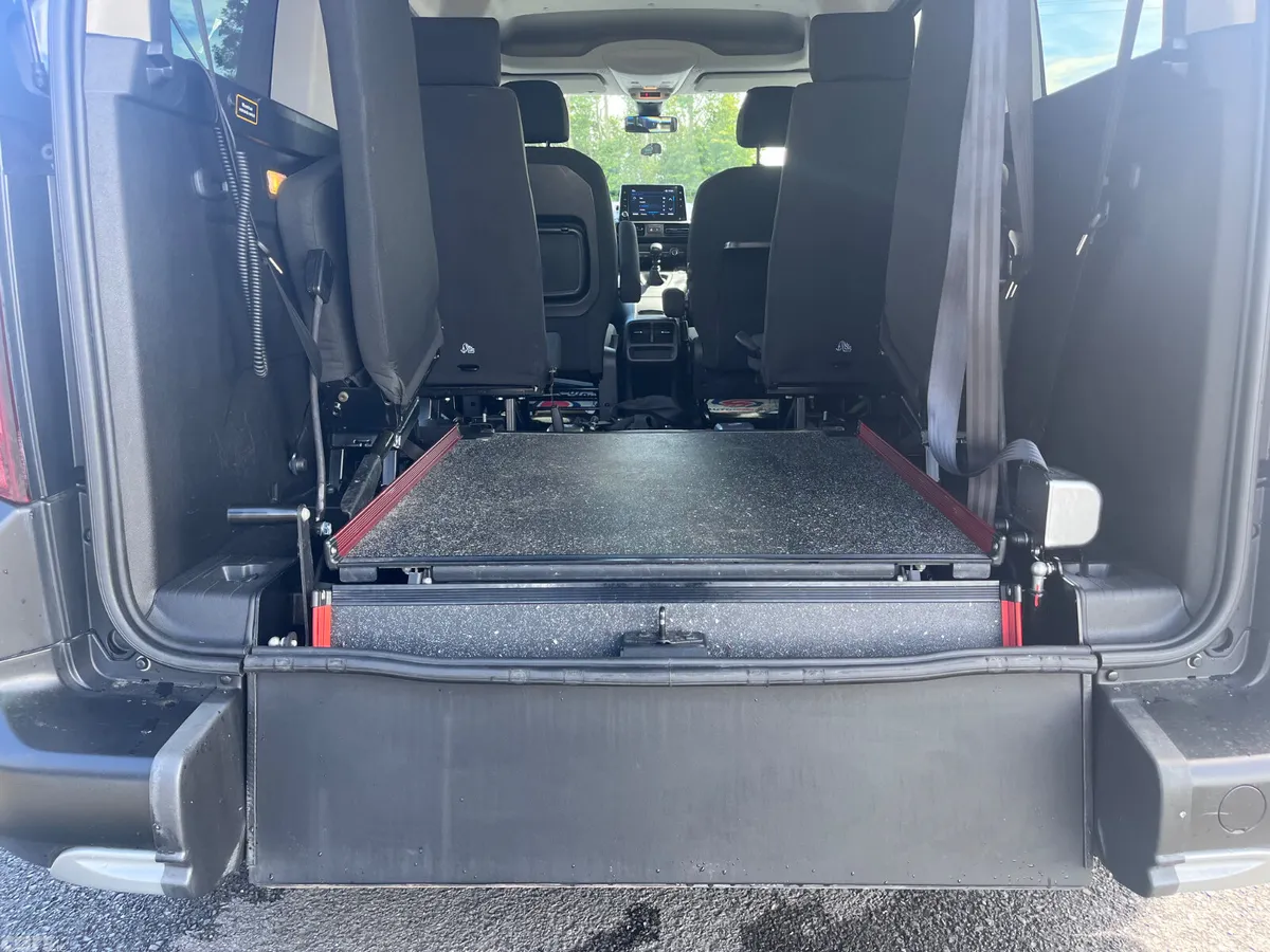 Peugeot Rifter MPV, Diesel, 2024, Silver