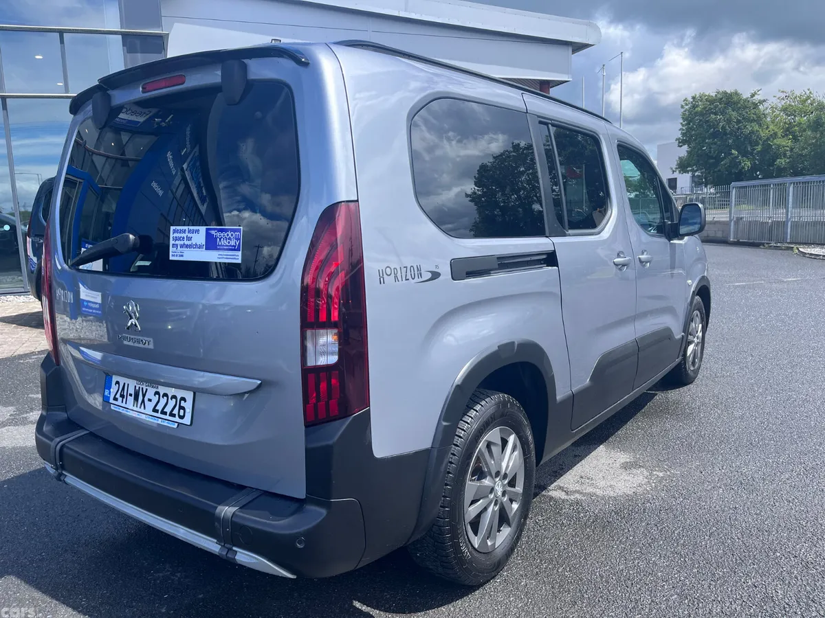Peugeot Rifter MPV, Diesel, 2024, Silver