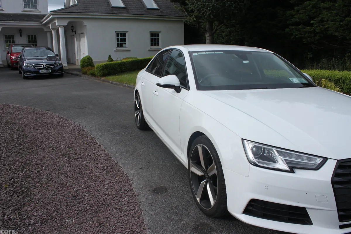 Audi A4 Saloon, Diesel, 2018, White