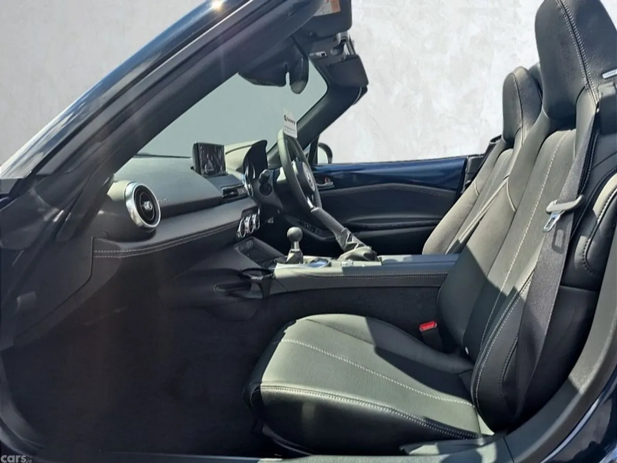 Mazda MX-5 Convertible, Petrol, 2027, Navy