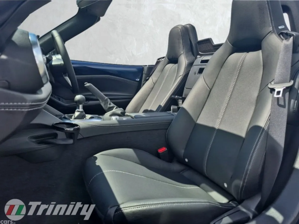 Mazda MX-5 Convertible, Petrol, 2027, Navy