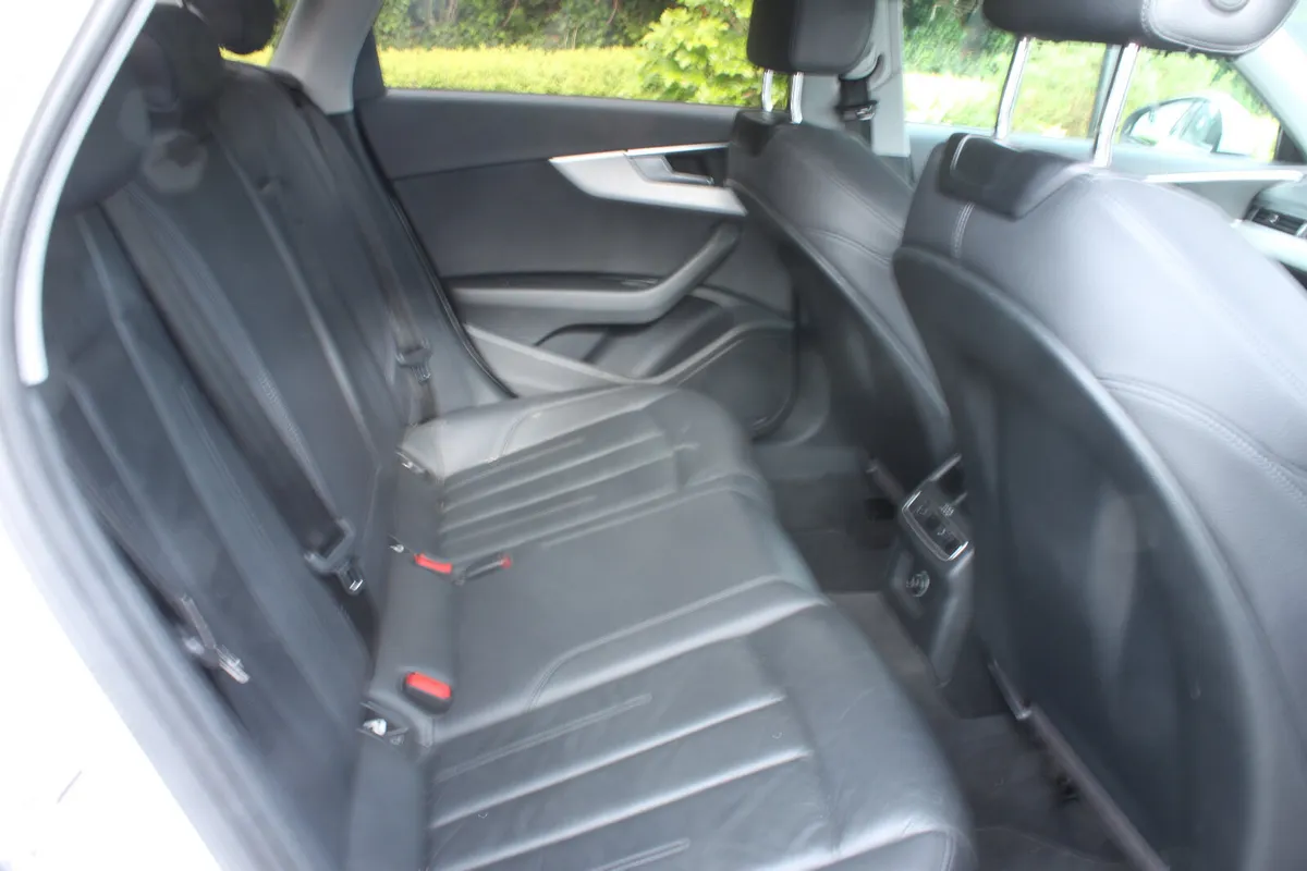 Audi A4 Saloon, Diesel, 2018, White