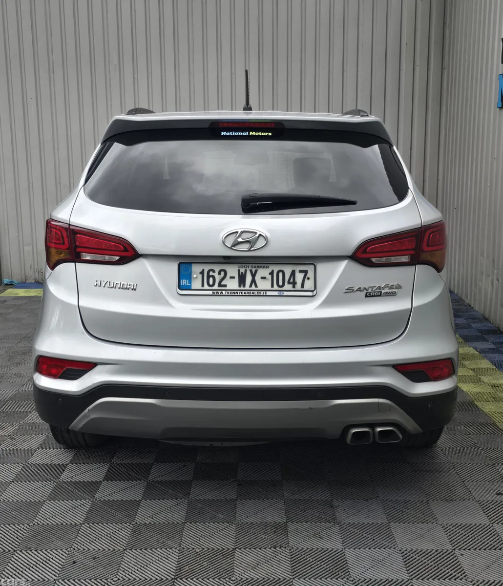 Hyundai Santa Fe SUV, Diesel, 2016, Silver