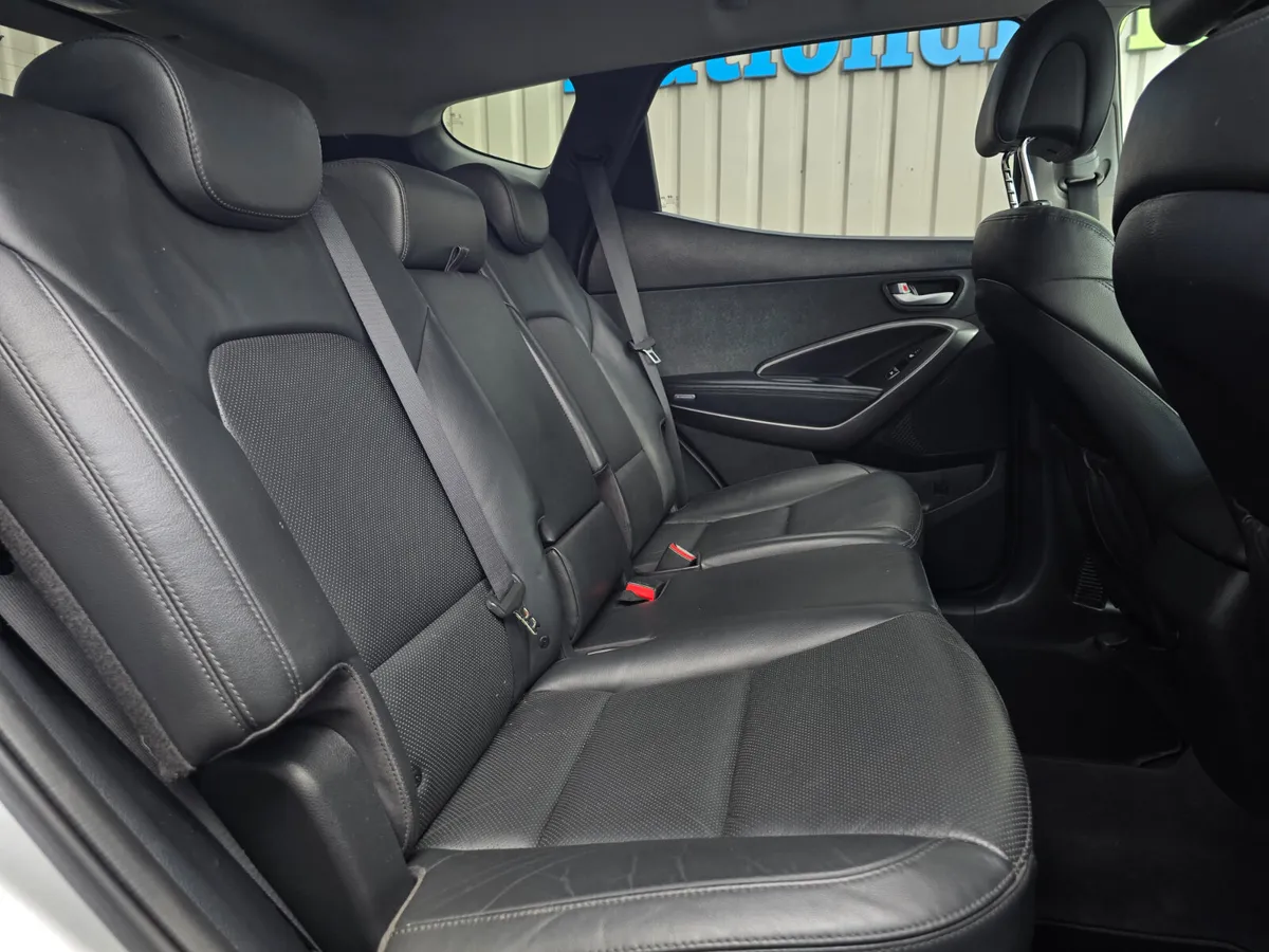 Hyundai Santa Fe SUV, Diesel, 2016, Silver