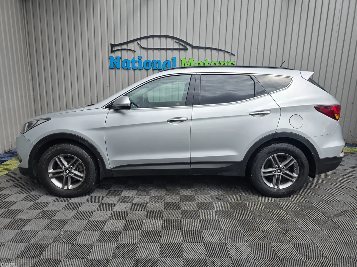 Hyundai Santa Fe SUV, Diesel, 2016, Silver