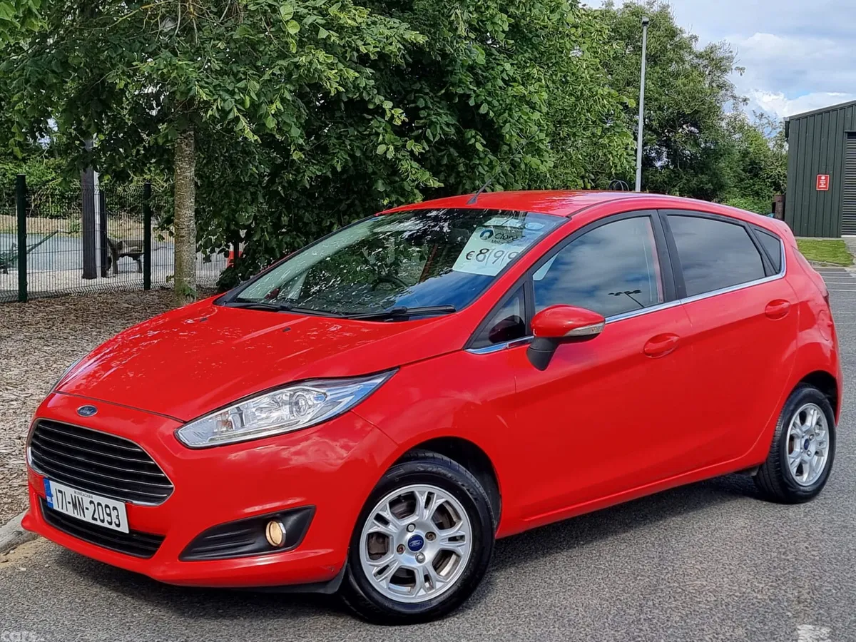 Ford Fiesta Hatchback, Diesel, 2017, Red