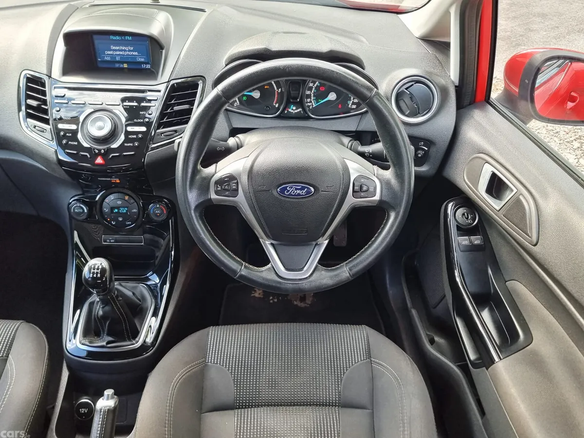 Ford Fiesta Hatchback, Diesel, 2017, Red