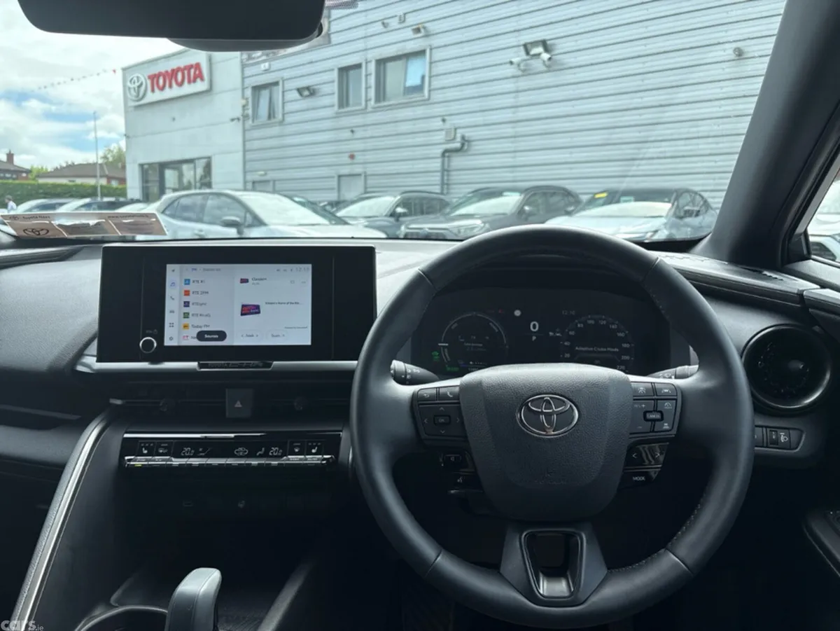 Toyota C-HR Hatchback, Petrol Plug-in Hybrid, 2025, White
