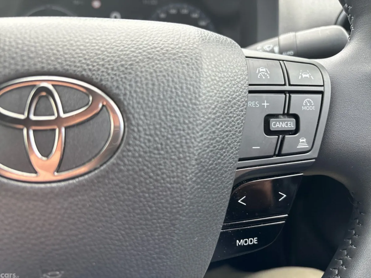 Toyota C-HR Hatchback, Petrol Plug-in Hybrid, 2025, White
