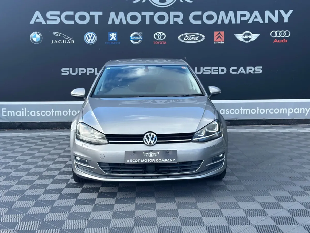 Volkswagen Golf Hatchback, Petrol, 2015, Grey
