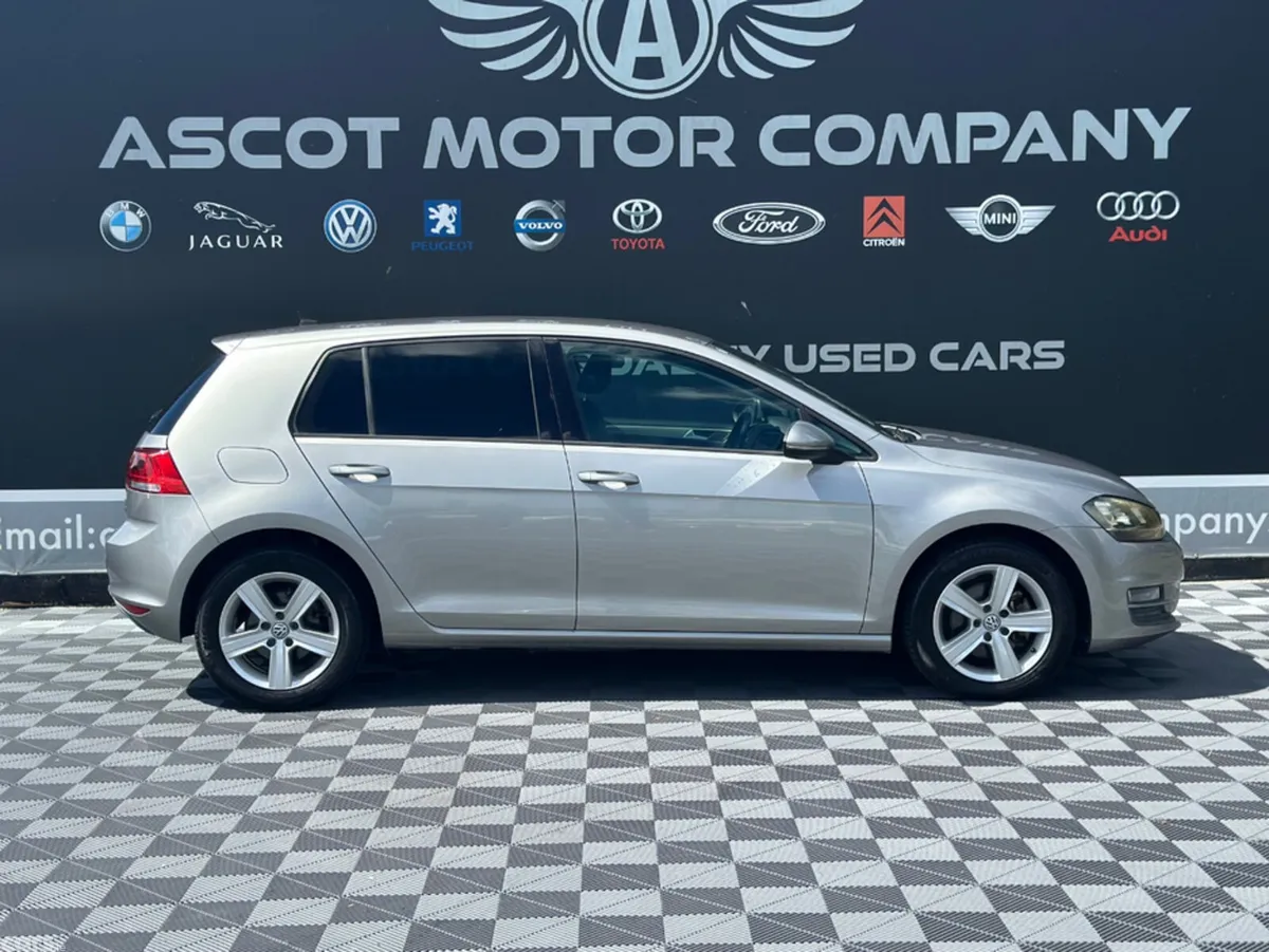 Volkswagen Golf Hatchback, Petrol, 2015, Grey