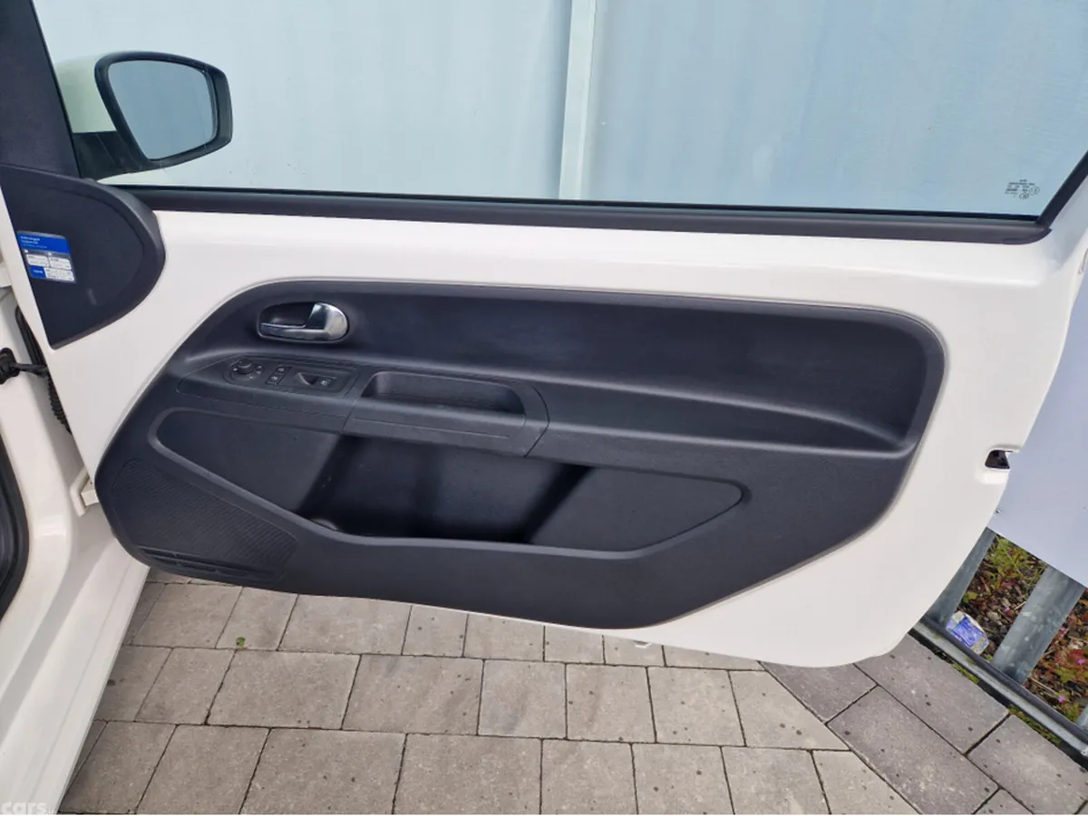 Volkswagen up! Hatchback, Petrol, 2013, White